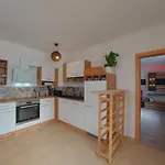 Apartment Haus Sonberg Mit Garten, Pool, Fasssauna, Semi Detached House With Garden Deutschlandsberg