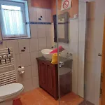 Haus Sonberg Mit Garten, Pool, Fasssauna, Semi Detached House With Garden * Deutschlandsberg