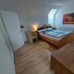 Haus Sonberg Mit Garten, Pool, Fasssauna, Semi Detached House With Garden Deutschlandsberg