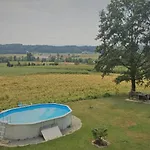 Haus Sonberg Mit Garten, Pool, Fasssauna, Semi Detached House With Garden *