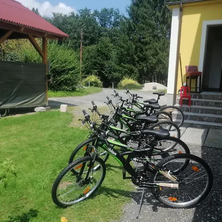 Apartmán Haus Sonberg Mit Garten, Pool, Fasssauna, Semi Detached House With Garden