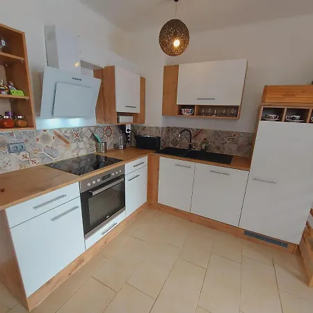 Apartamento Haus Sonberg Mit Garten, Pool, Fasssauna, Semi Detached House With Garden *