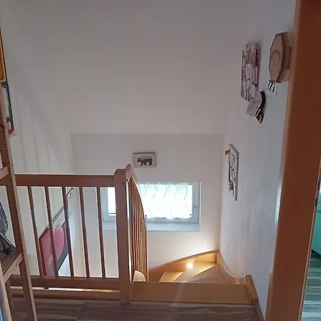 Haus Sonberg Mit Garten, Pool, Fasssauna, Semi Detached House With Garden Apartamento