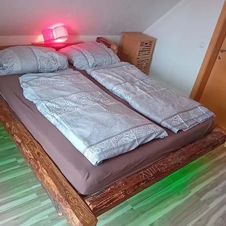 Haus Sonberg Mit Garten, Pool, Fasssauna, Semi Detached House With Garden 公寓 *