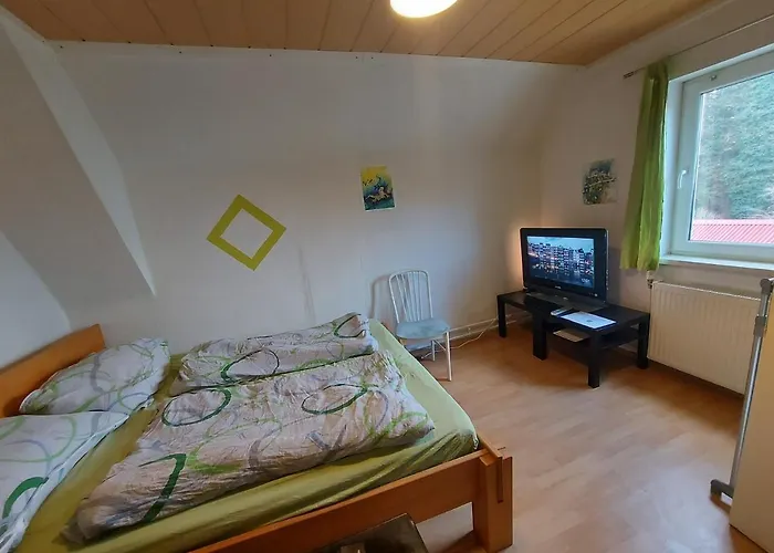 Appartement Haus Sonberg Mit Garten, Pool, Fasssauna, Semi Detached House With Garden