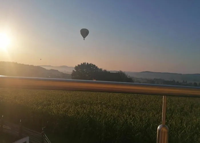 Haus Sonberg Mit Garten, Pool, Fasssauna, Semi Detached House With Garden *