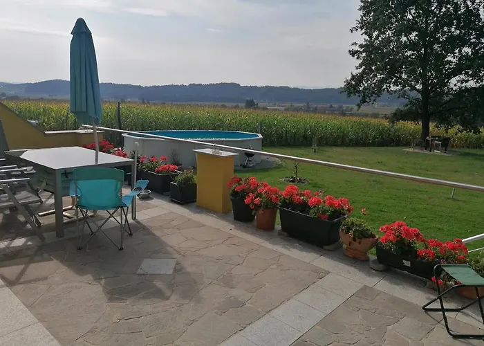 Haus Sonberg Mit Garten, Pool, Fasssauna, Semi Detached House With Garden