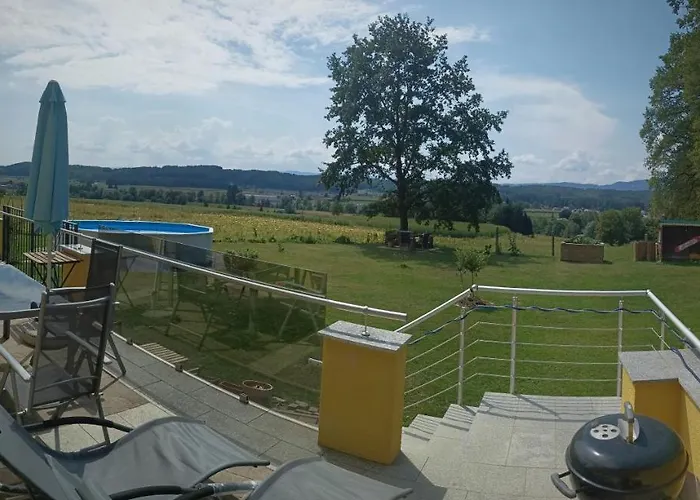 Haus Sonberg Mit Garten, Pool, Fasssauna, Semi Detached House With Garden * דויטשלנדסברג