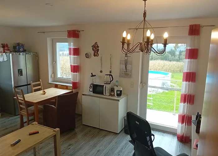 Haus Sonberg Mit Garten, Pool, Fasssauna, Semi Detached House With Garden דירה דויטשלנדסברג