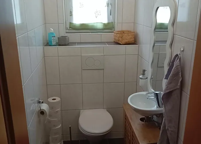 Haus Sonberg Mit Garten, Pool, Fasssauna, Semi Detached House With Garden