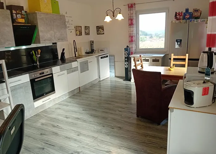 Haus Sonberg Mit Garten, Pool, Fasssauna, Semi Detached House With Garden * דויטשלנדסברג