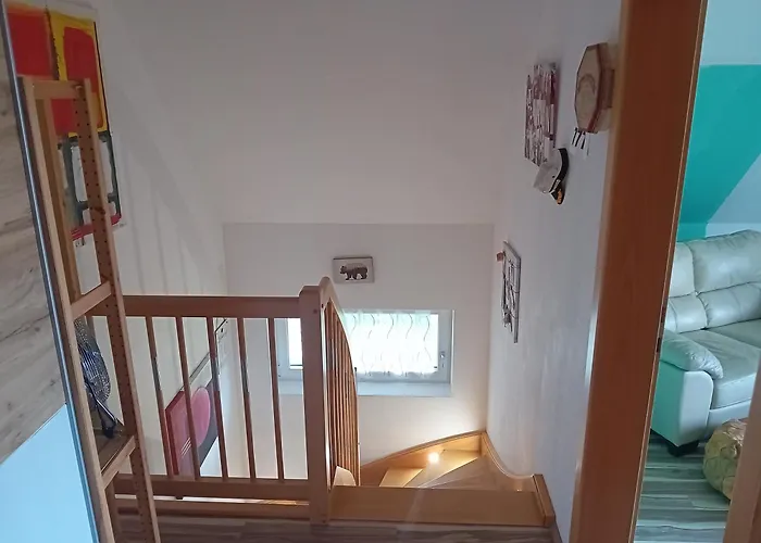 Haus Sonberg Mit Garten, Pool, Fasssauna, Semi Detached House With Garden דירה