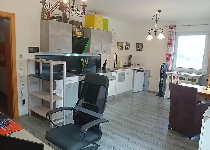 Haus Sonberg Mit Garten, Pool, Fasssauna, Semi Detached House With Garden * דויטשלנדסברג